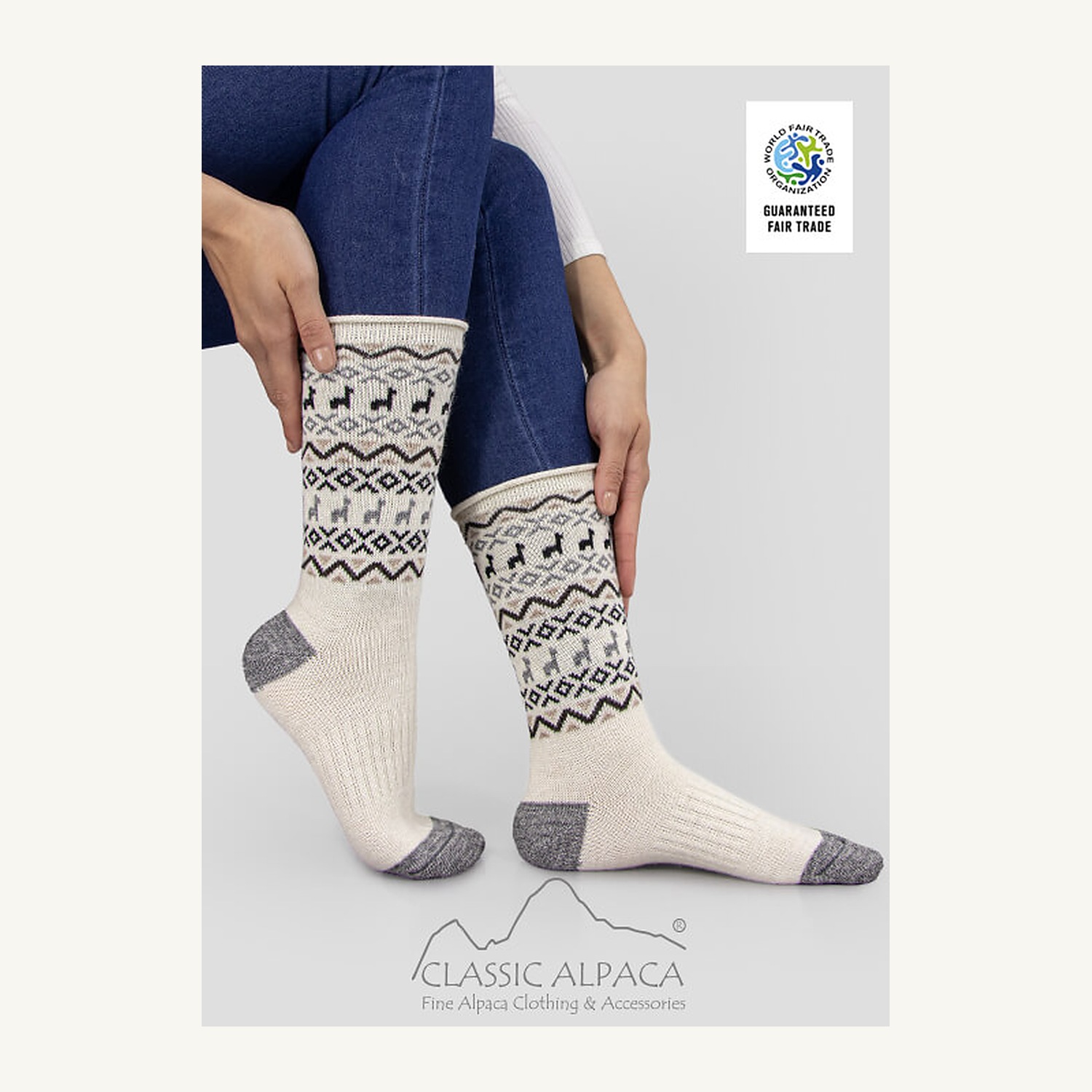 Premium Alpaca Print Crew Socks